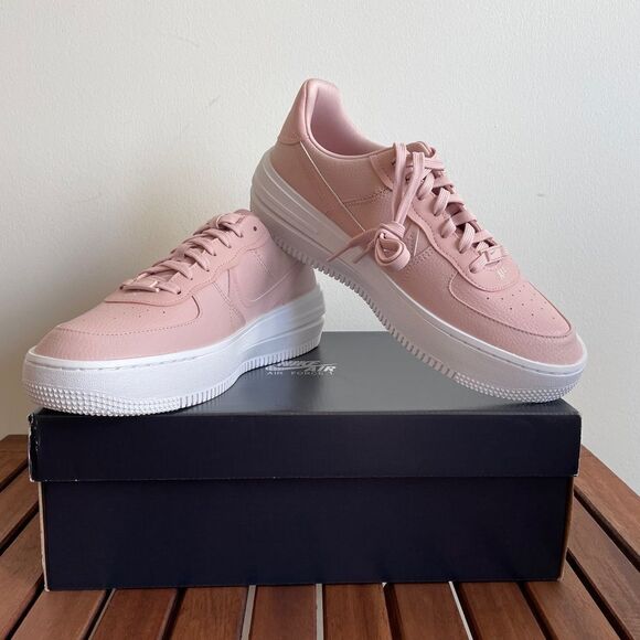 Nike Air Force 1 PLT.AF.ORM Pink Oxford USA Women 8.5/UK 6/EU 40(DJ9946-602) - Picture 1 of 11